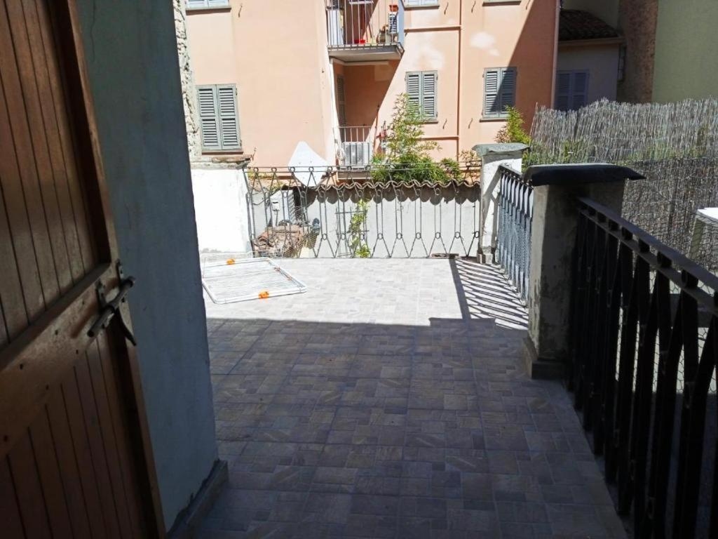 Piccolo Monolocale Con Angolo Cottura Parma Ngoại thất bức ảnh